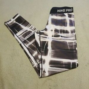 Nike leggings